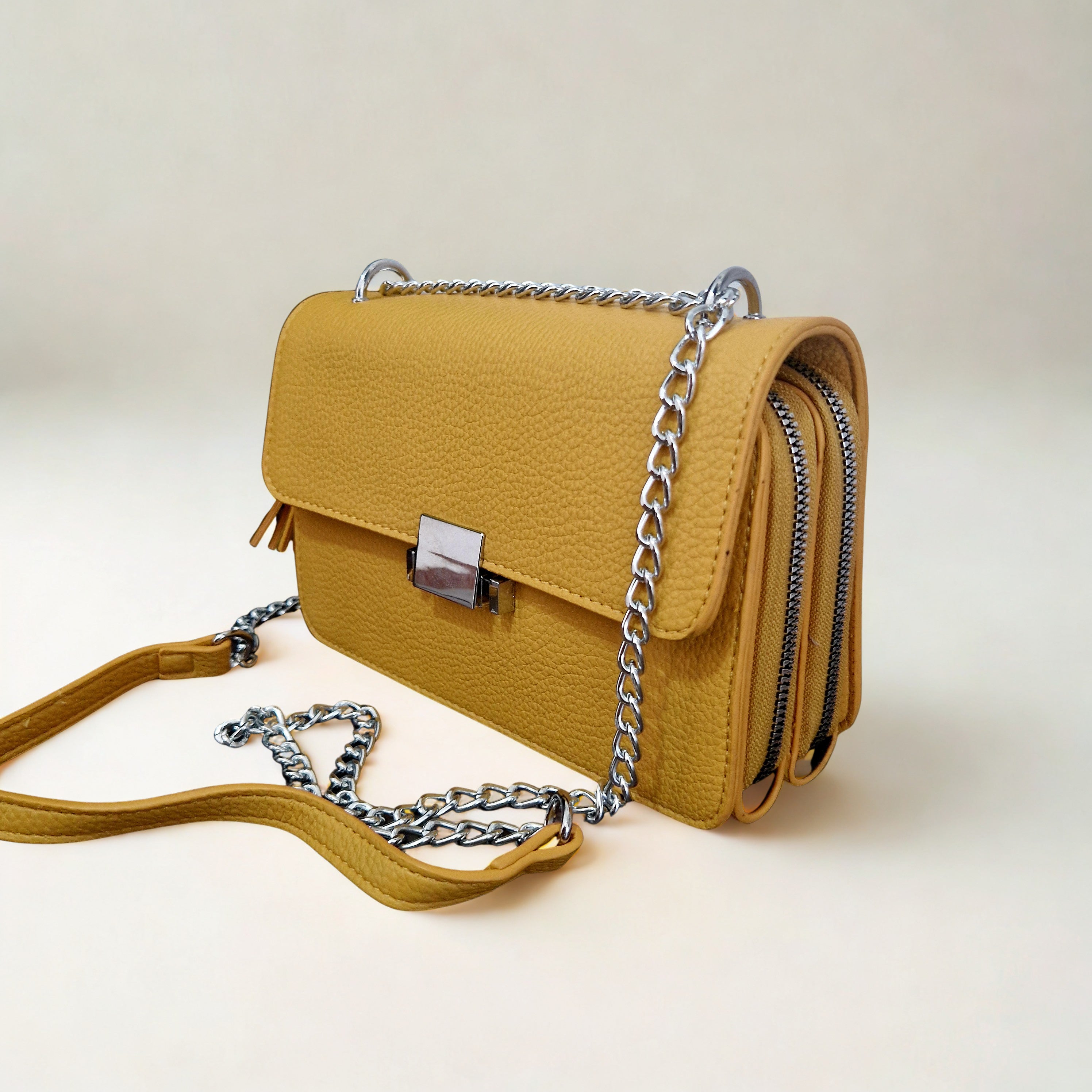 Crossbody- und klassische Tasche